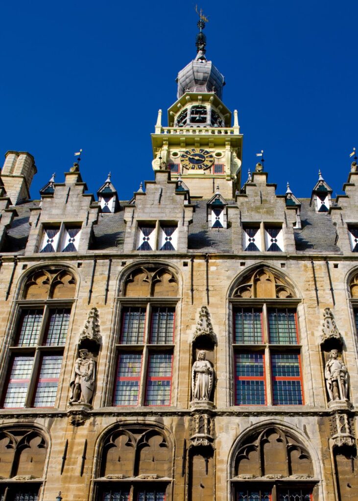 Museum Veere - Actueel - NIeuwe stadhuisbeelden